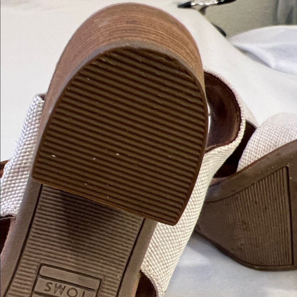Tom’s Majorca Women's Neutral Fabric Block Heel Sandals - Beige Womens 8 - Picture 8 of 8